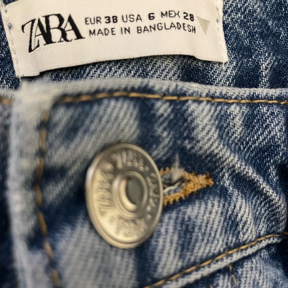 Sz(38)US 6 high rise Zara Women's Blue Denim Shorts - Picture 7 of 12